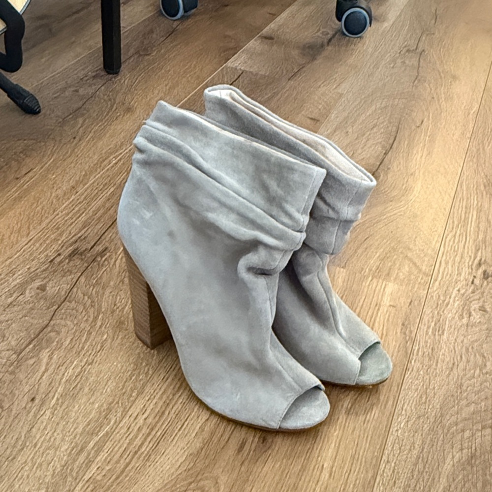 Chinese Laundry Light Gray Peep-Toe Heeled Boots